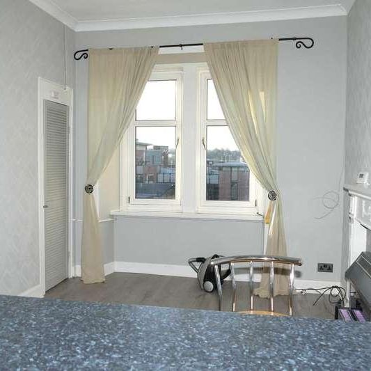 New Street Paisley, PA1 - Photo 1