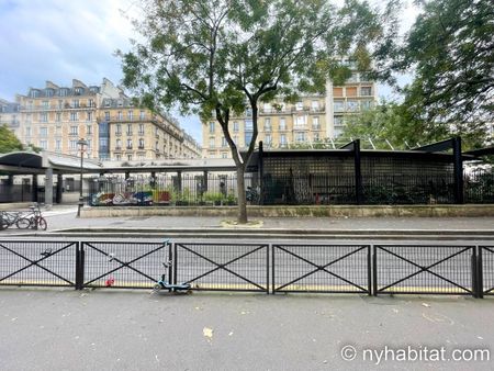 Logement à Paris, Location meublée - Photo 5