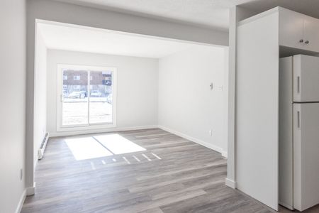 Apartments for Rent in Kanata, close to everything - Photo 2