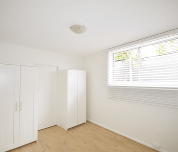 Sparkling New - Photo 3