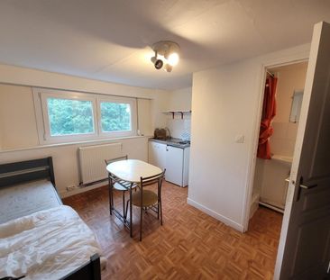 Location Appartement 1 pièce 13m² LILLE 59160 - Photo 2