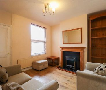 3 bedroom terraced house to rent - Photo 3