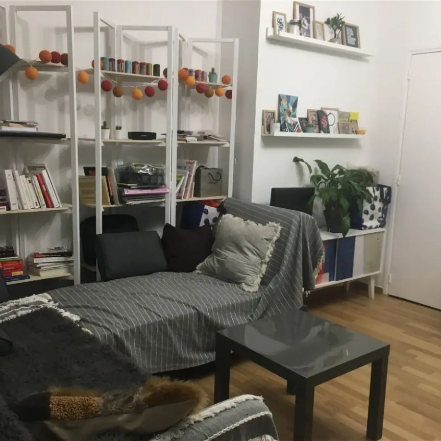 Location appartement 2 pièces - 31.81m² à Lille (59000) - Photo 1