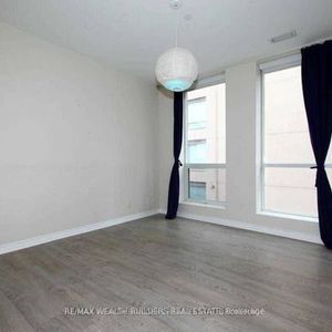 Modern feel heart of yonge street 700+sqft! - Photo 2