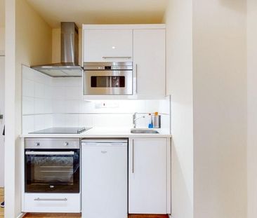 Studio to rent - Photo 3