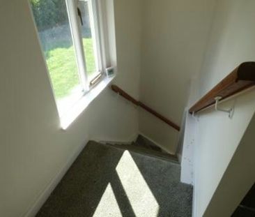 Barn Conversion to rent on - Photo 3