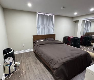 For Lease - 661 Mcgregor Farm Lower Trail, Newmarket, Ontario - Photo 6