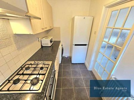 Sutton Way, Hounslow, TW5 - Photo 5