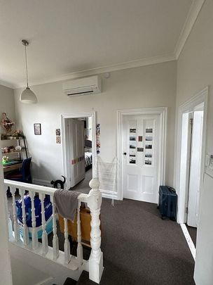 Charming 6BR Newtown Home w/ Courtyard - Photo 1