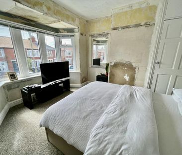 2 bedroom semi-detached house to rent - Photo 6