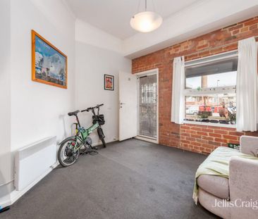 Quality and Style within a Fantastic Locale - Photo 1