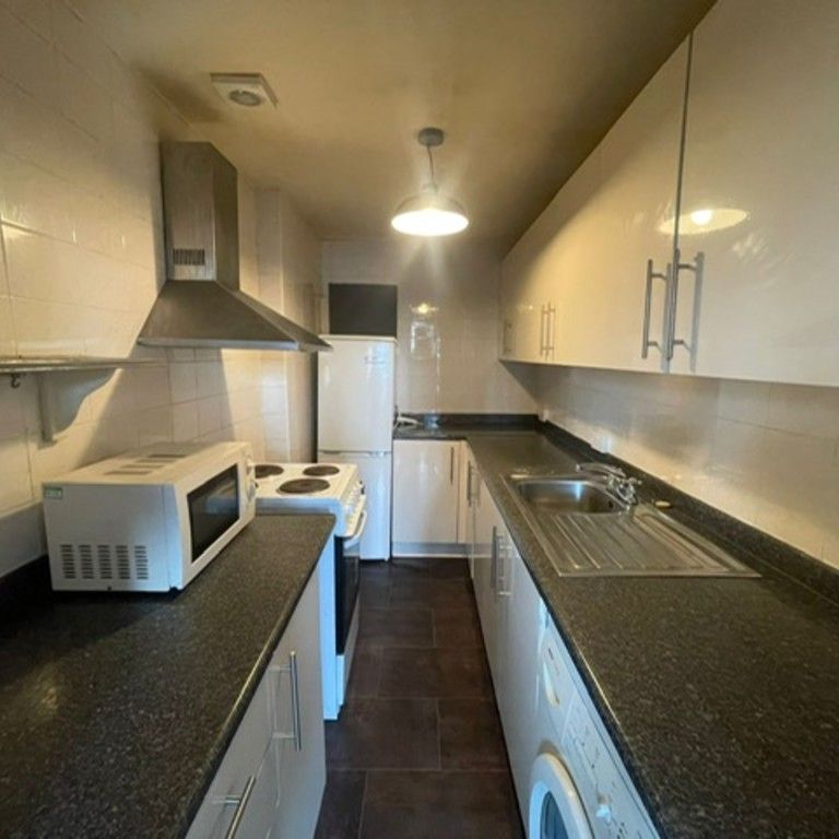 1 Bedroom Property To Rent - Photo 1