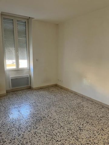 Location Appartement 2 pièces 37m² NIMES 30000 - Photo 5
