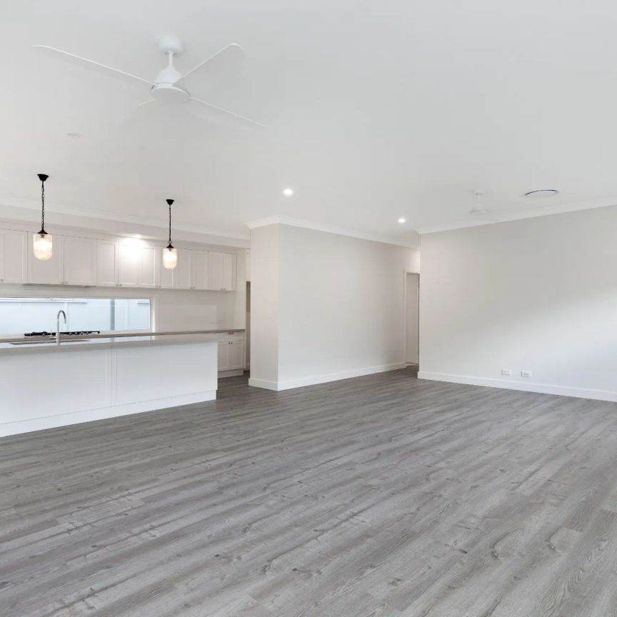 Spacious Family Home in Premium Sherwood Locale - Photo 1