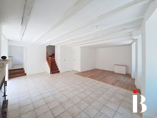 Location Appartement 7 pièces 129m² COUERON 44220 - Photo 1