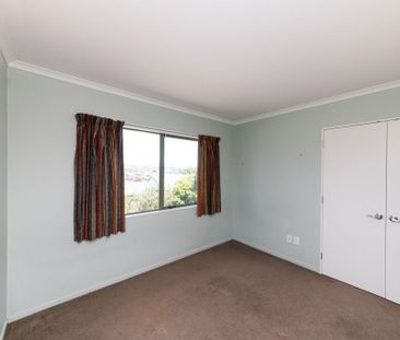 Kelvin Grove - 4 bedrooms - Photo 5