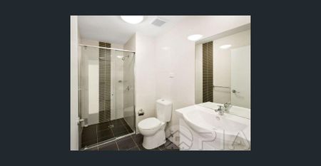 3 bedroom apartment for lease in heart of Parramatta - Photo 5