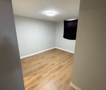 For Lease - 473 Gibbons Street Unit# Lower, Oshawa, Ontario - Photo 1