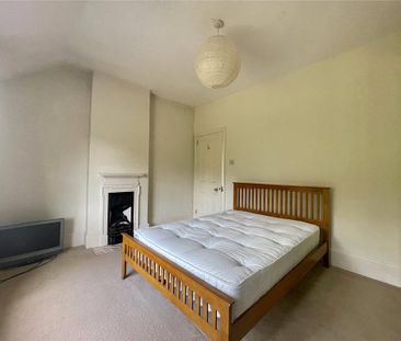 2 bedroom semi-detached house to rent - Photo 3