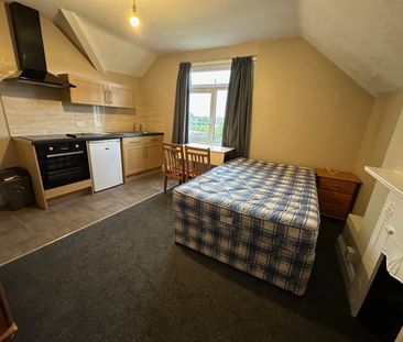 Bedsit, Manor Park, BS6 - Photo 2