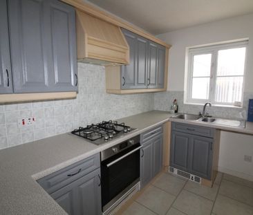 3 bedroom House To Let - Photo 5