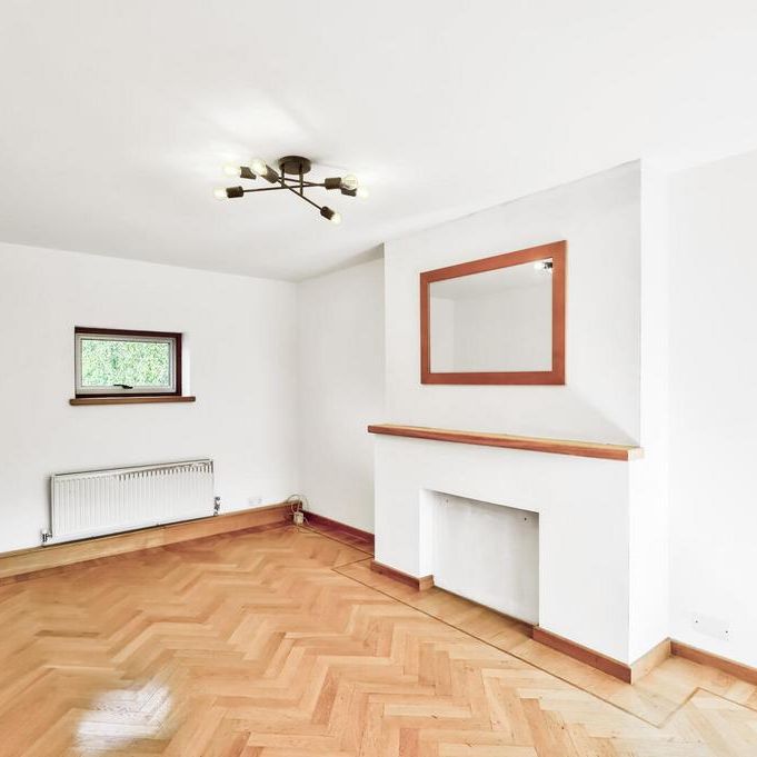 3 bedroom flat to rent - Photo 1