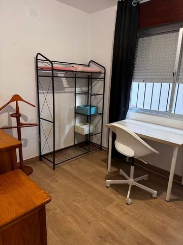 Calle México, Málaga, Andalusia 29010 - Photo 2