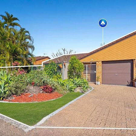 2/172 Barrier Reef Drive - Photo 3