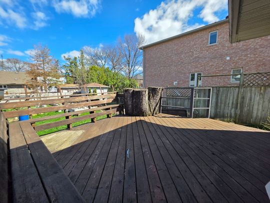 For Lease - 12 Todd Brook Drive, Toronto, Ontario - Photo 1