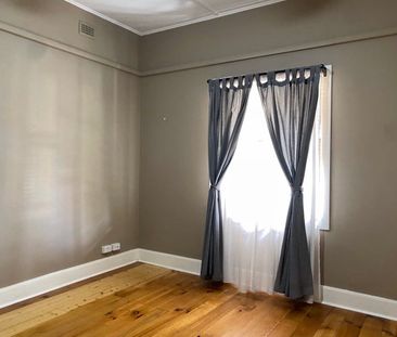 Torrensville - Photo 3