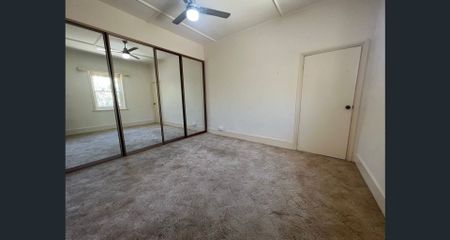 4 Bedroom Property in Gawler South - Photo 3