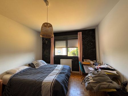 Location Maison 8 pièces 192m² VALENCE 26000 - Photo 4