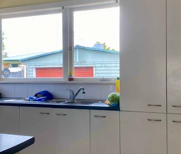 144 Comries Road - Photo 4