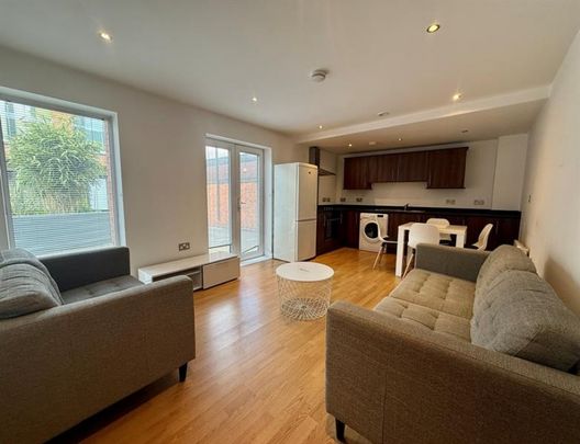 2 Bedroom Apartment To Let - Photo 1