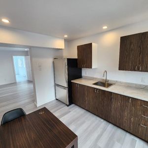 3 ½ rénové tout inclus – Centre-ville Valleyfield – 1er étage - Photo 2