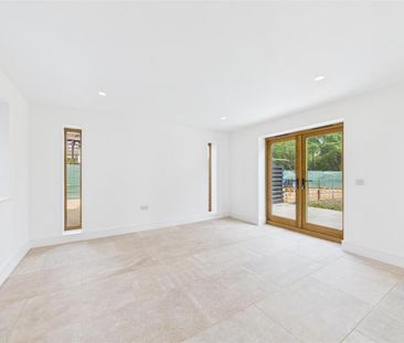 4 bedroom detached house to rent - Photo 1