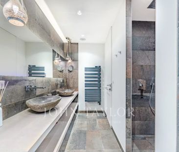 Maison à louer La Colle Sur Loup, Cote d'Azur, France15 000 EUR / Mois - Photo 1