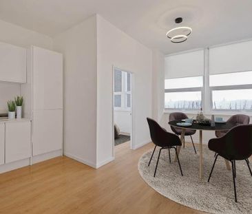 2 Bed Flat, Hawthorns Apartments, B66 - Photo 2