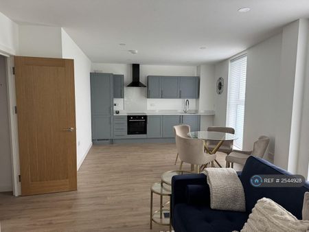 1 bedroom flat to rent - Photo 2