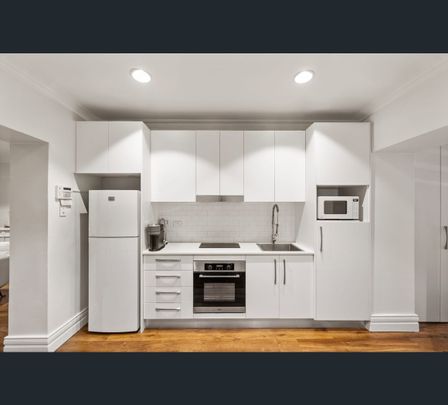 1/6-8 Rockwall Crescent, Potts Point, NSW 2011 - Photo 1