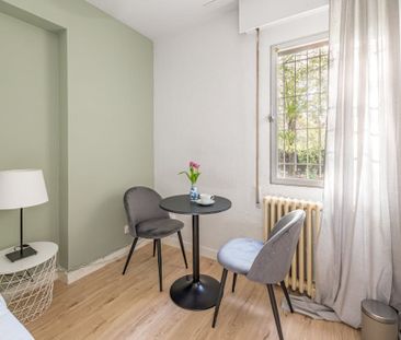 Avenida del Manzanares, Madrid, Community of Madrid 28011 - Photo 3