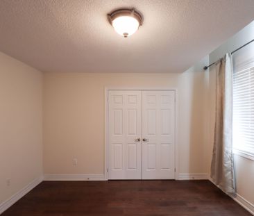 For Lease - 1330 Kestell Boulevard, Oakville, Ontario - Photo 3