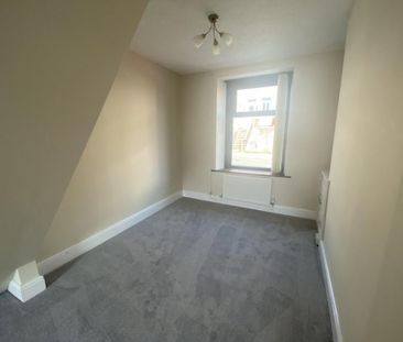2 bedroom property to rent - Photo 4