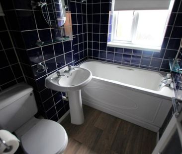 Studio to rent - Photo 6
