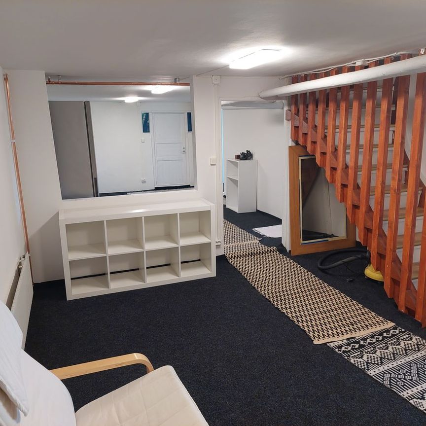 Söder Enby, Sorunda - Foto 1