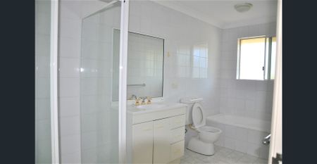 Spacious Townhouse Walk to Epping Station - Photo 5