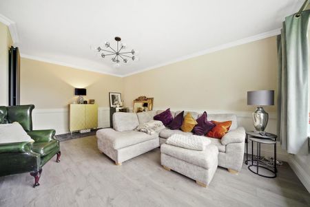 2 bedroom maisonette to rent - Photo 3