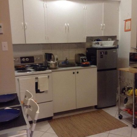 1 CH - 1 SDB - Montréal - $1,095 /mo - Photo 3