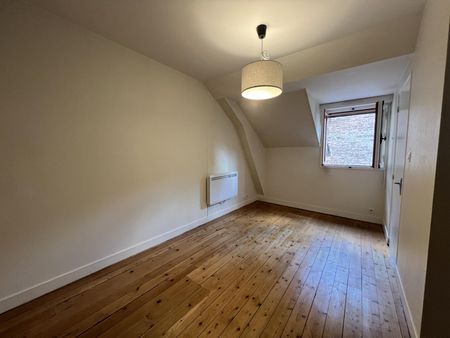Location Appartement RENNES / Quartier CENTRE-VILLE - Photo 2