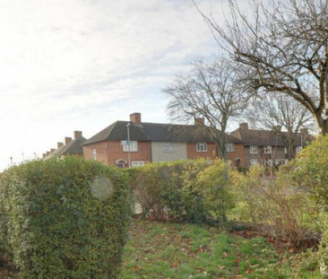 2 bedroom end of terrace house to rent - Photo 2